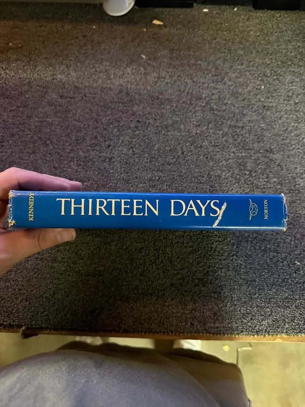 Thirteen Days: A Memoir of the Cuban Missile Crisis by Robert F. Kennedy (1969 H